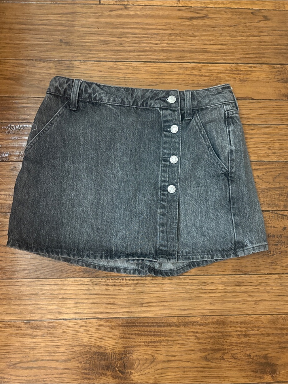 GAP Black Washed Button-Front Denim Skort